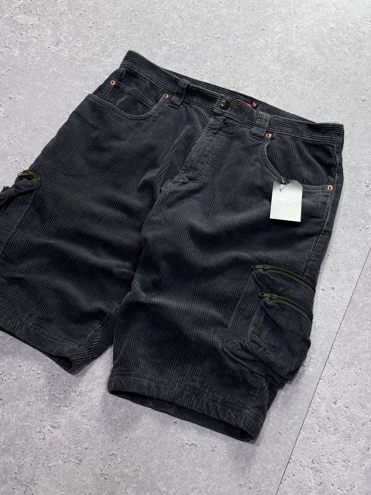 Vintage Y2K Quiksilver Corduroy Cargo Shorts (34”)