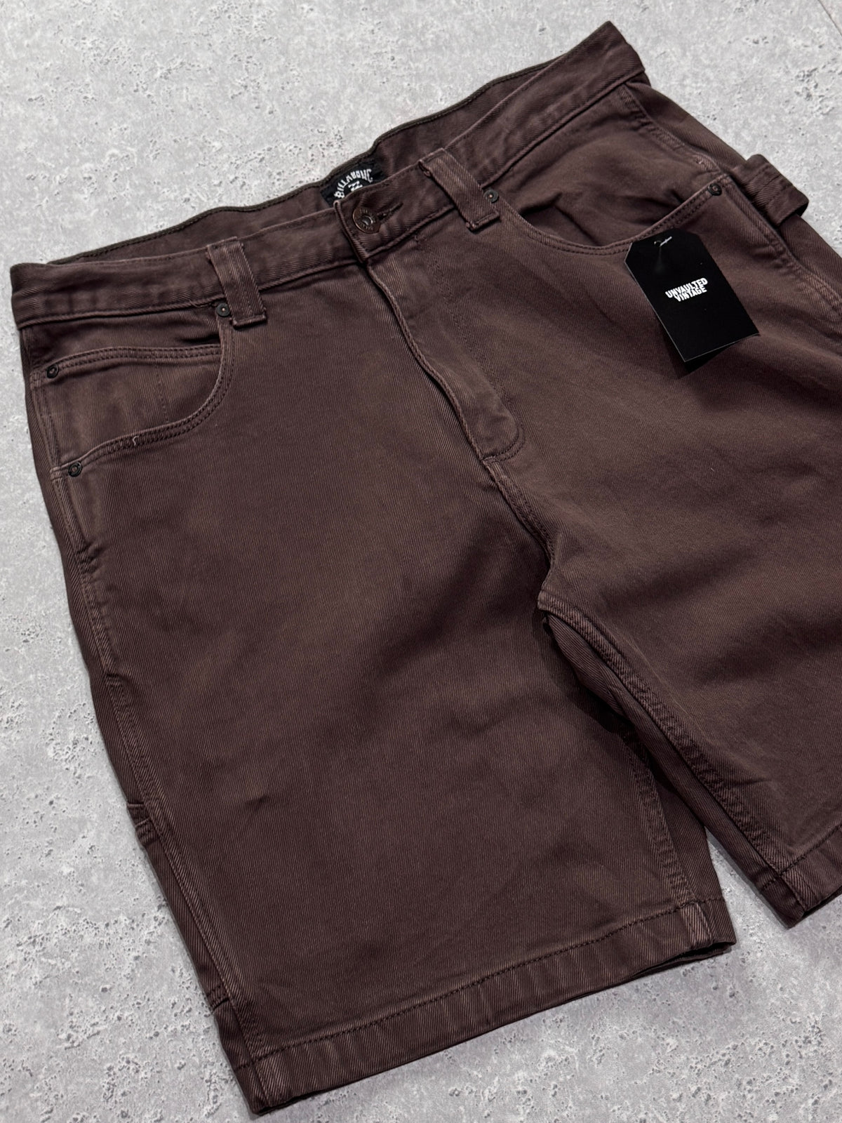 2000s Billabong Carpenter Shorts (34”)