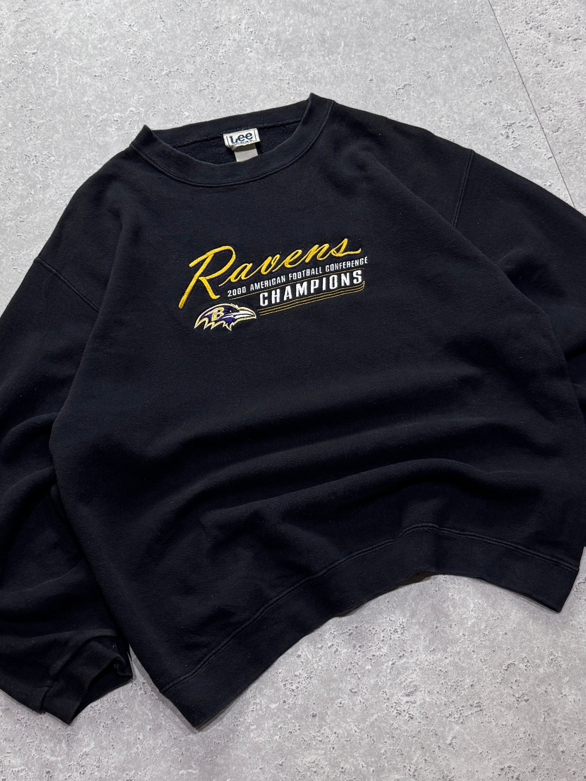 Vintage 2000s Baltimore Ravens Embroidered NFL Sweater (L)