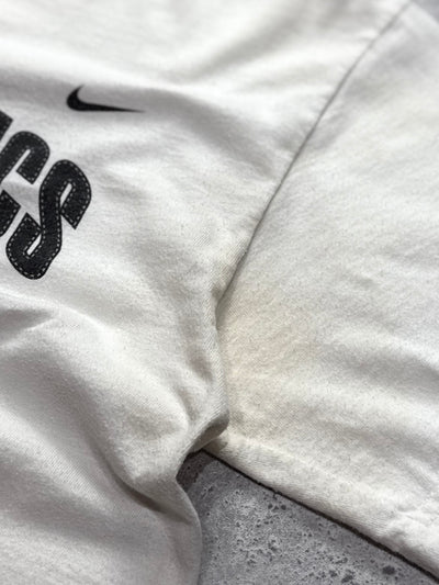 Vintage 90s Nike Athletics Spellout Tee (M)