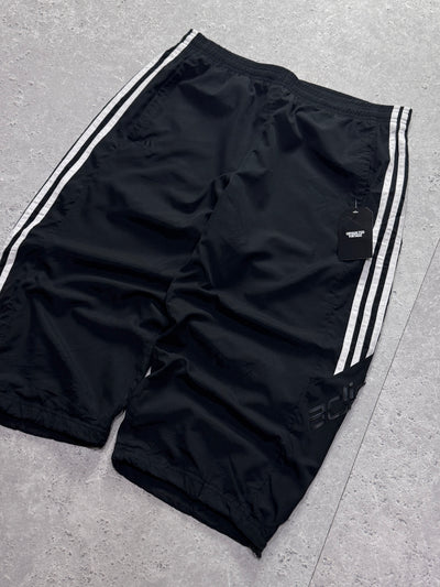 Vintage 2000s Adidas 3/4 Track Shorts (M)