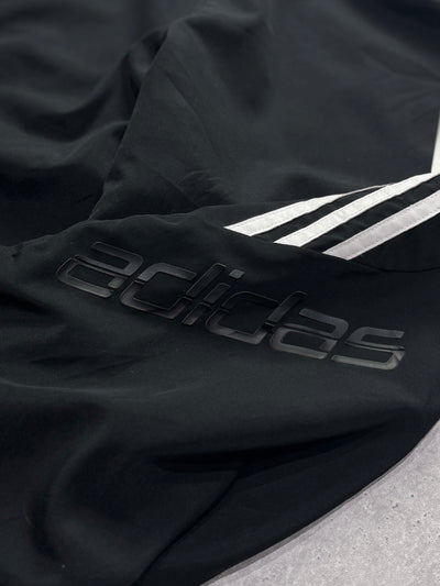 Vintage 2000s Adidas 3/4 Track Shorts (M)