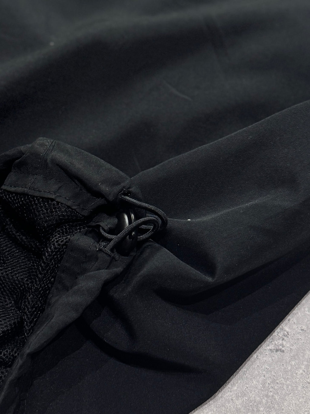 Vintage 2000s Adidas 3/4 Track Shorts (M)