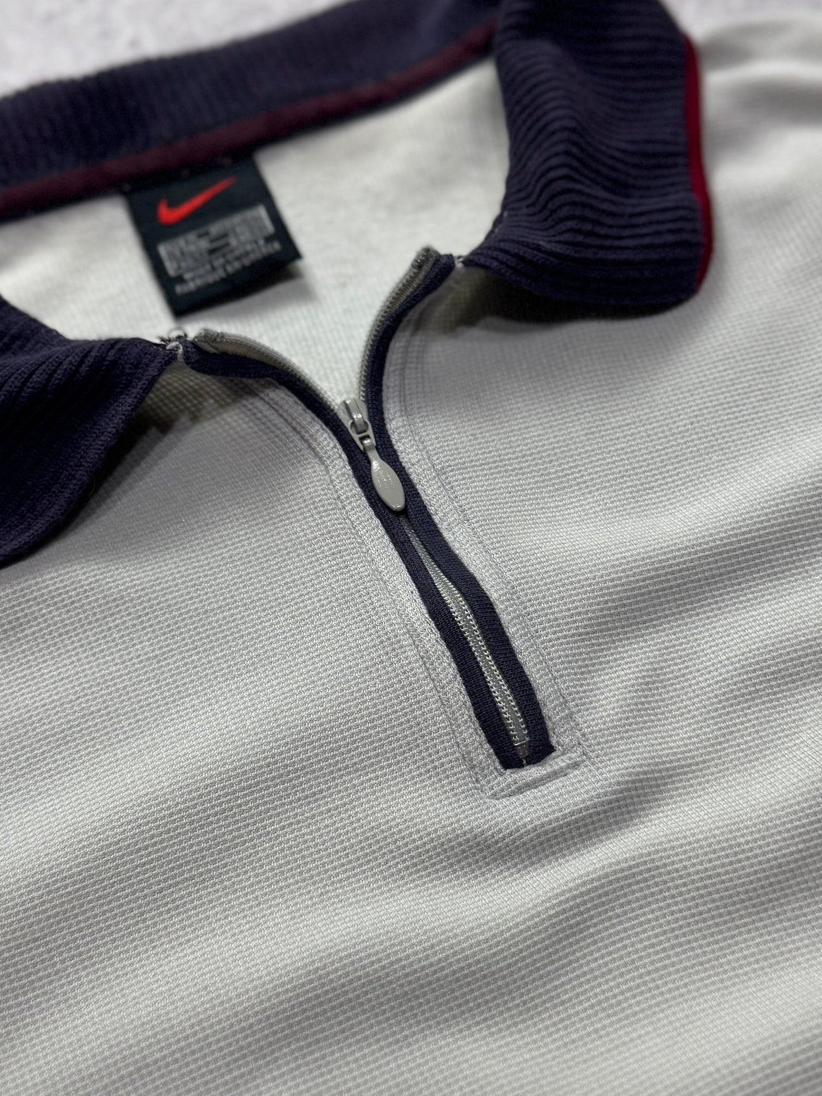 Vintage 2000s Nike Zip Up Polo Shirt (M)