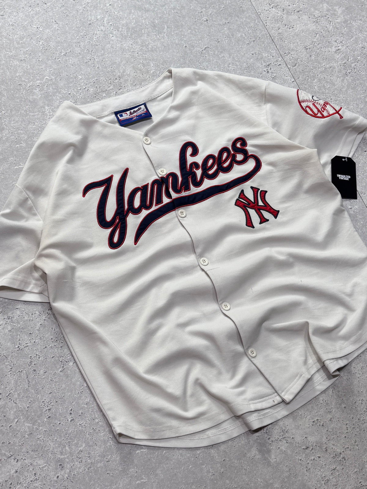 Vintage 2000s New York Yankees MLB Baseball Jersey (L)