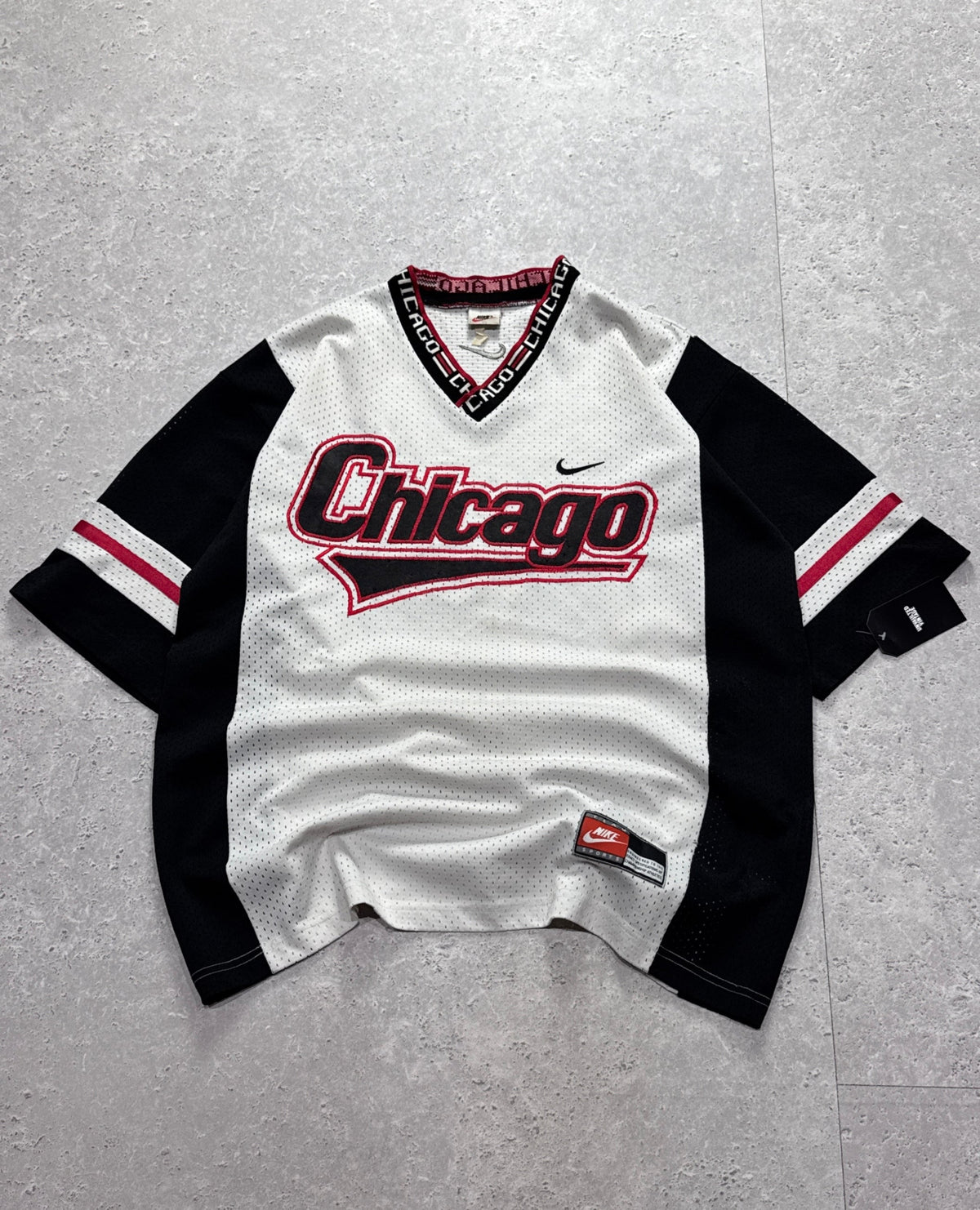 Vintage 90s Nike Team X Chicago Bulls NBA Supporter Jersey (XXL)