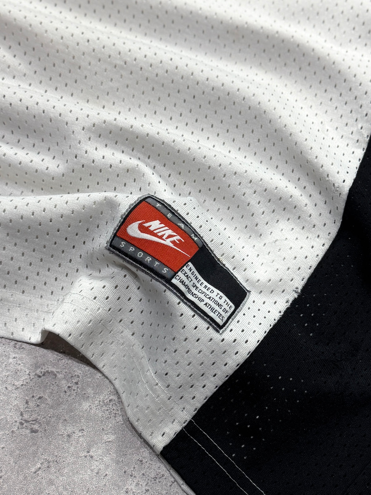 Vintage 90s Nike Team X Chicago Bulls NBA Supporter Jersey (XXL)