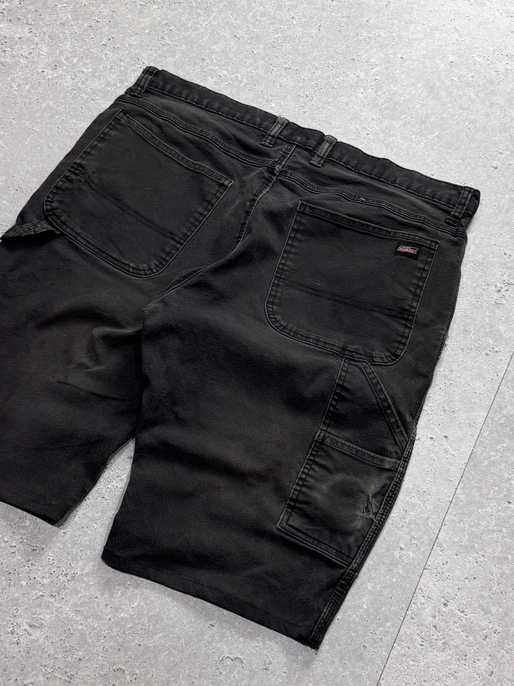 Vintage 2000s Dickies Workwear Carpenter Shorts (36”)