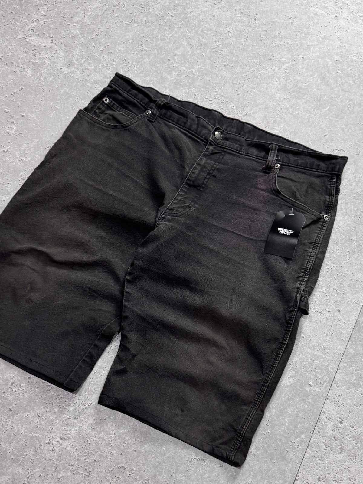 Vintage 2000s Dickies Workwear Carpenter Shorts (36”)