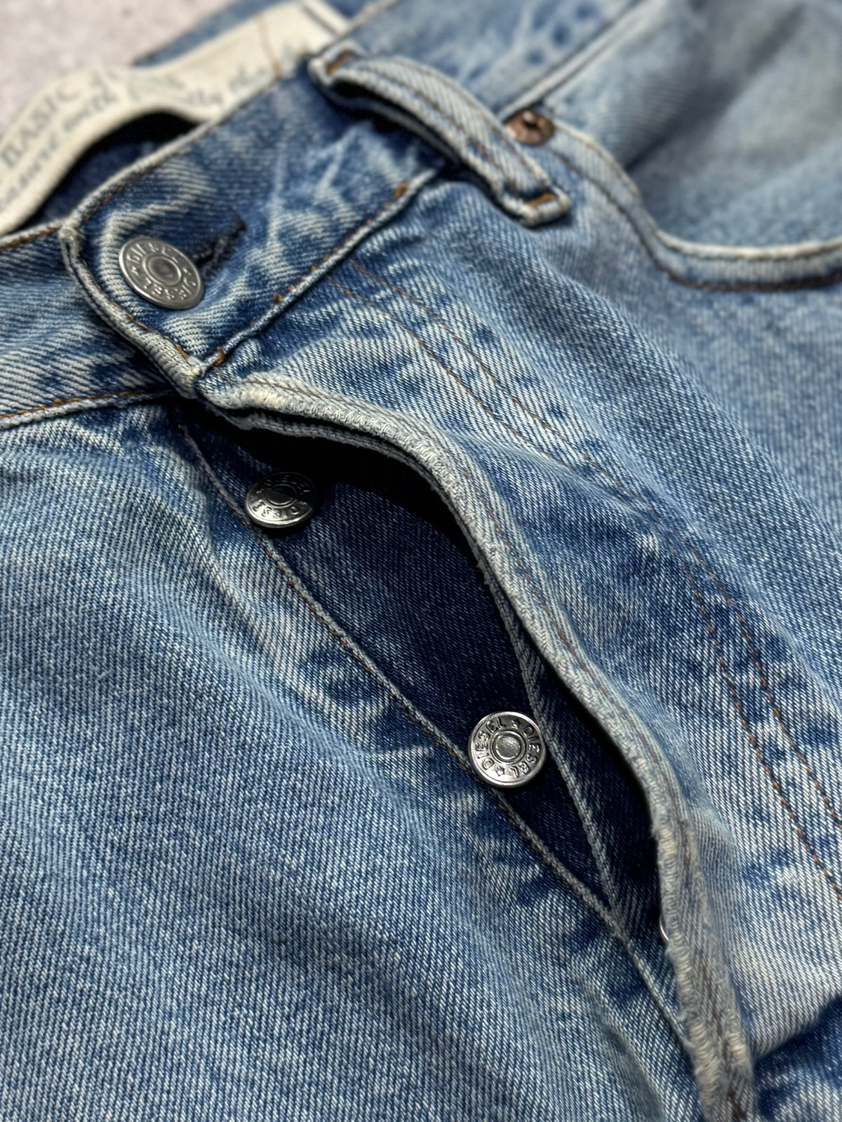 Vintage Y2K Diesel Denim Industry Jorts (32”)