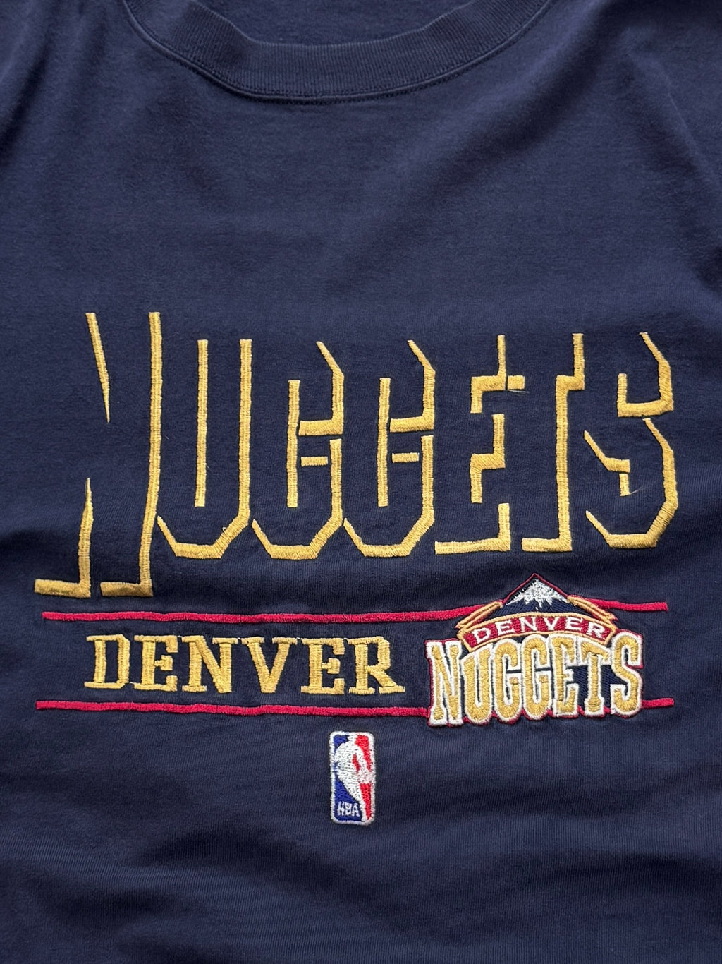 Vintage 90s Denver Nuggets Embroidered NBA Tee (XL)