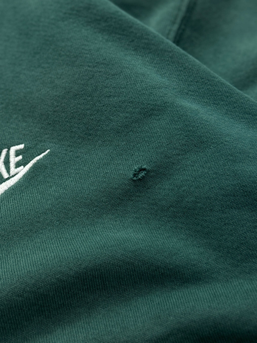 Vintage 90s Nike Embroidered Forest Green Sweater (L)