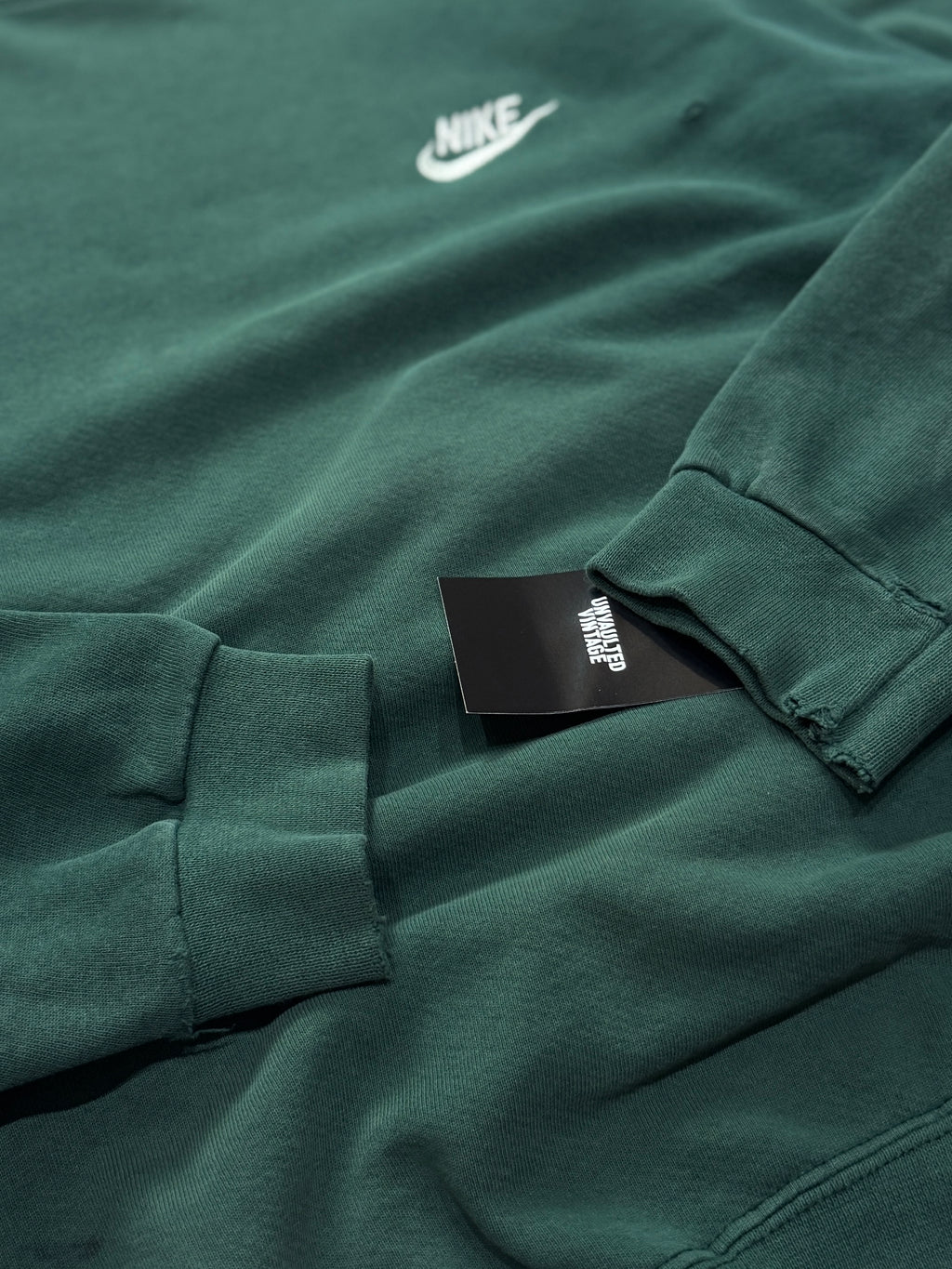Vintage 90s Nike Embroidered Forest Green Sweater (L)