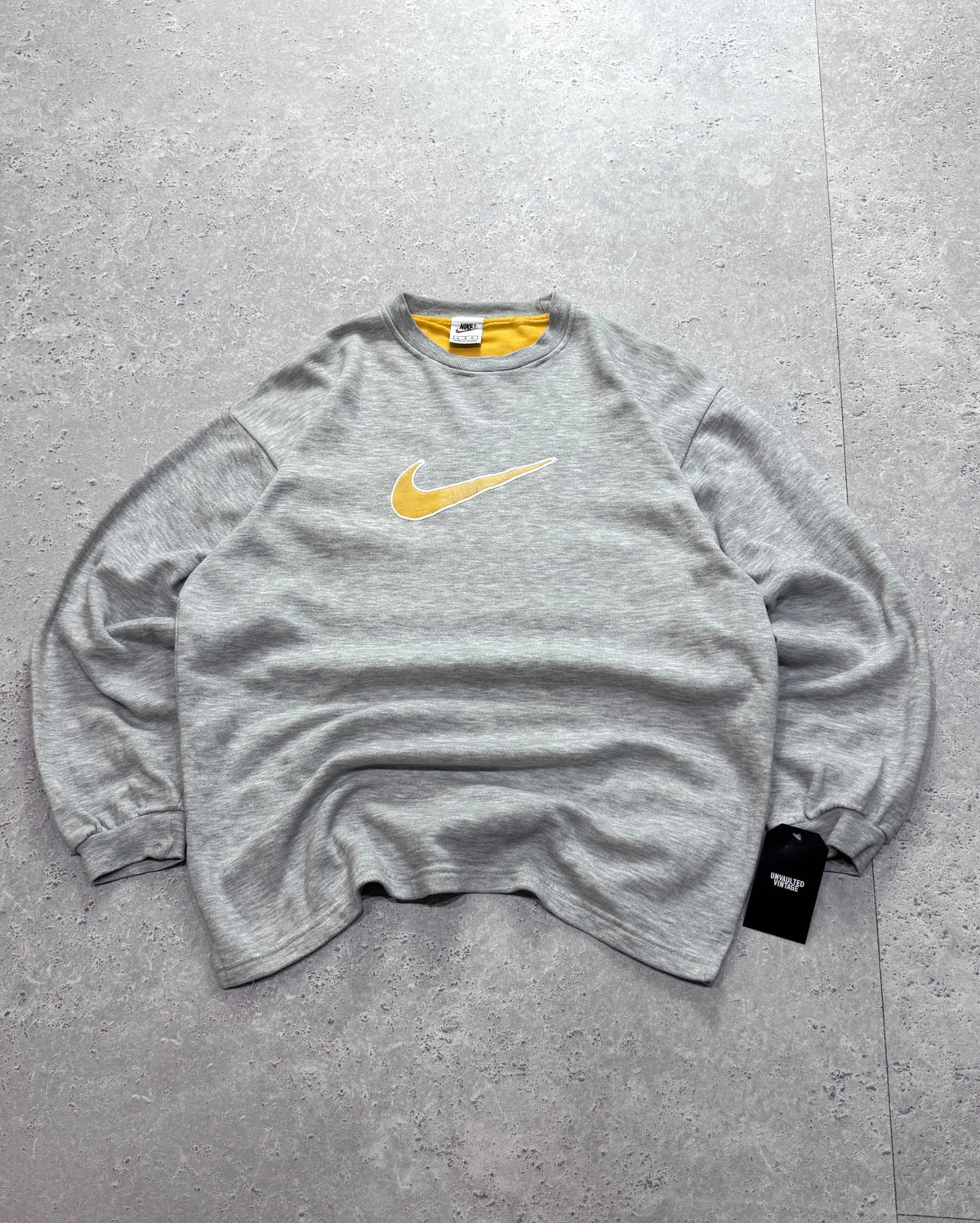 Vintage 90s Nike Embroidered Swoosh Sweater (M)