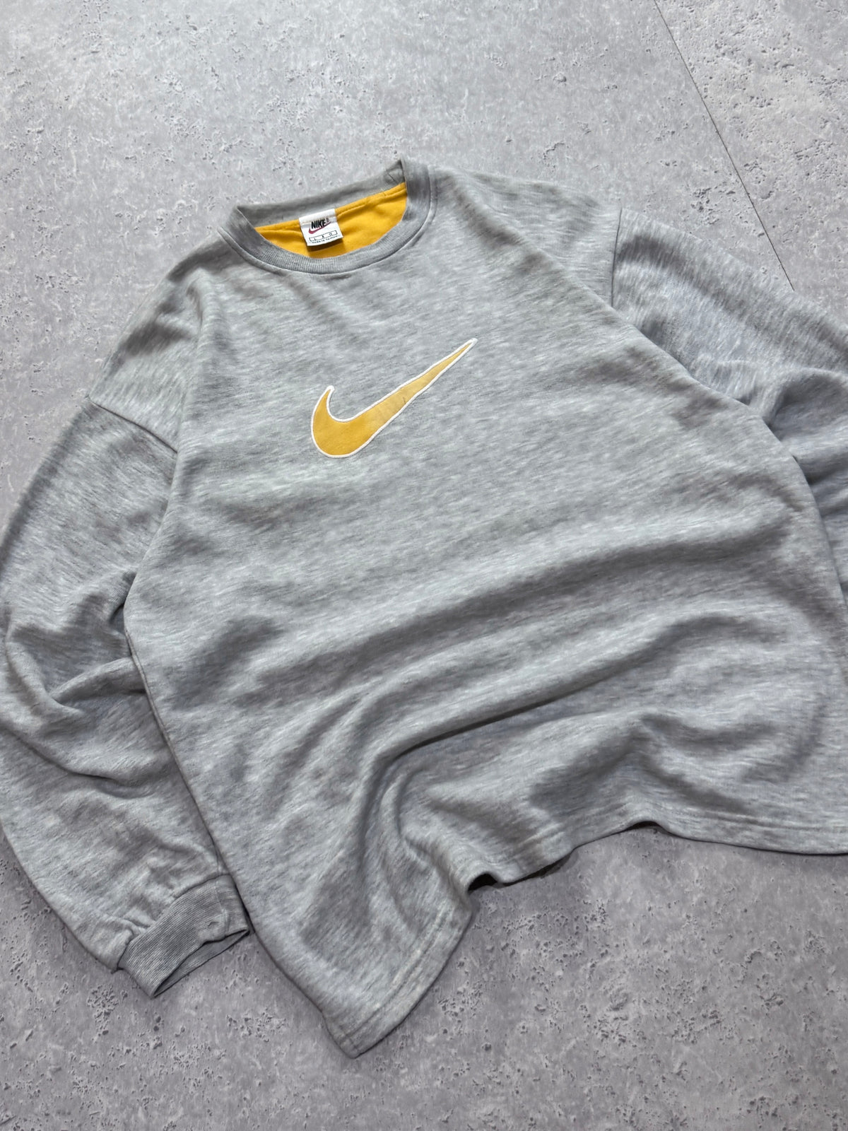 Vintage 90s Nike Embroidered Swoosh Sweater (M)