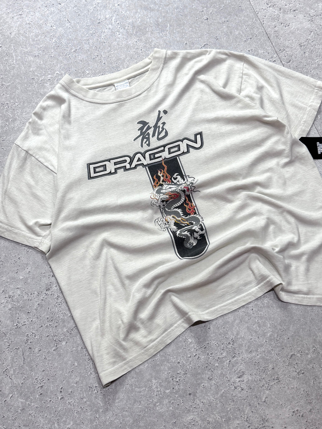 Vintage 2000s Dragon Graphic Tee (M)