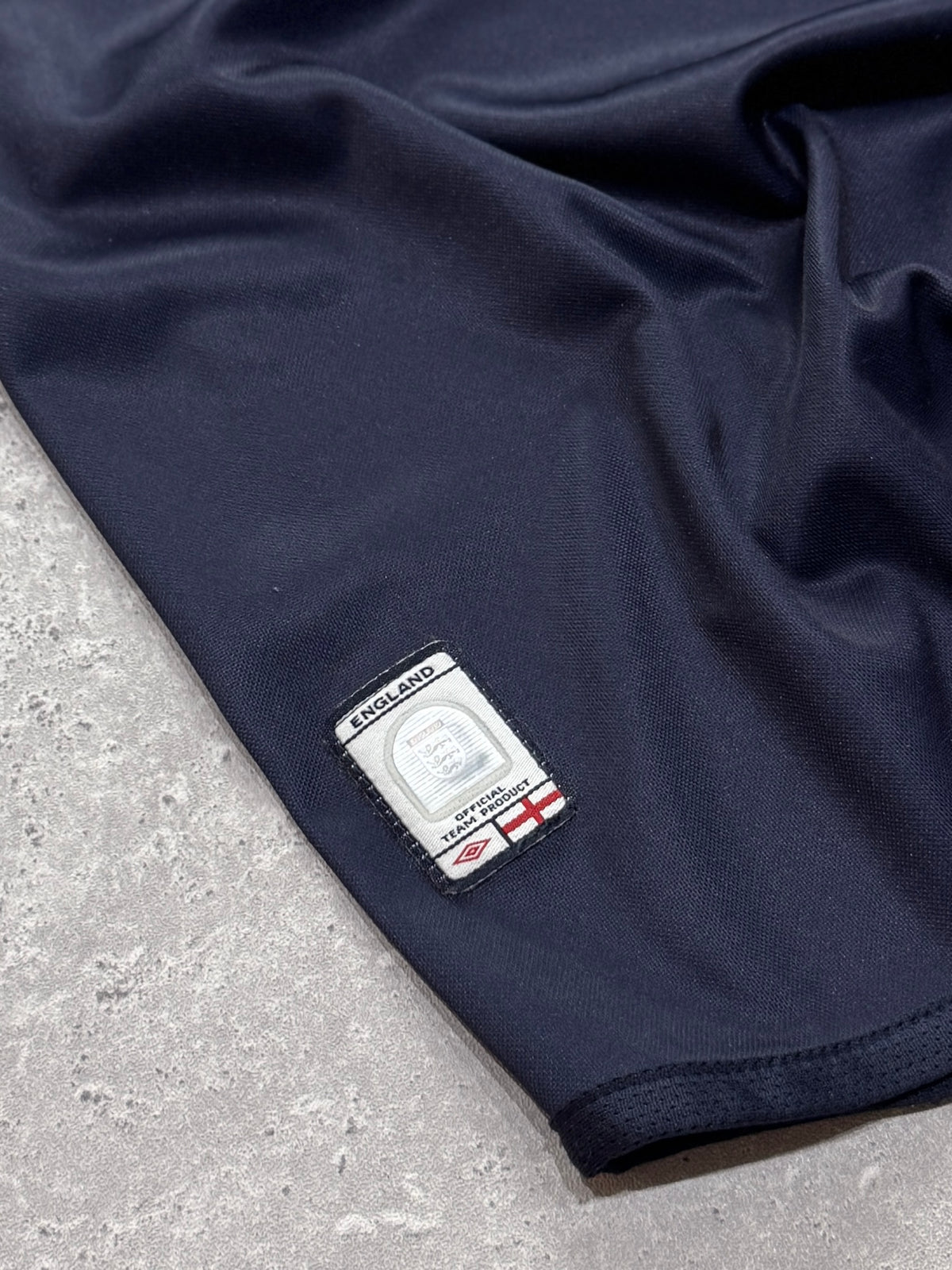 Vintage 2000s Umbro X England Training Jersey (XXL)