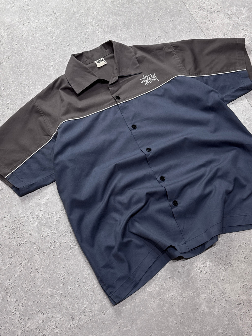 Vintage 90s Stussy Skatewear Bowling Button Up Shirt (M)