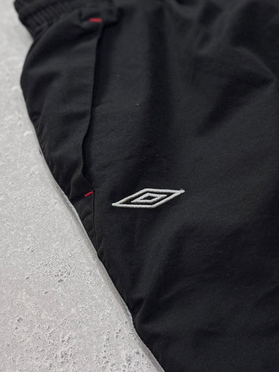 Vintage 2000s Umbro 3/4 Adjustable Track Shorts (M)