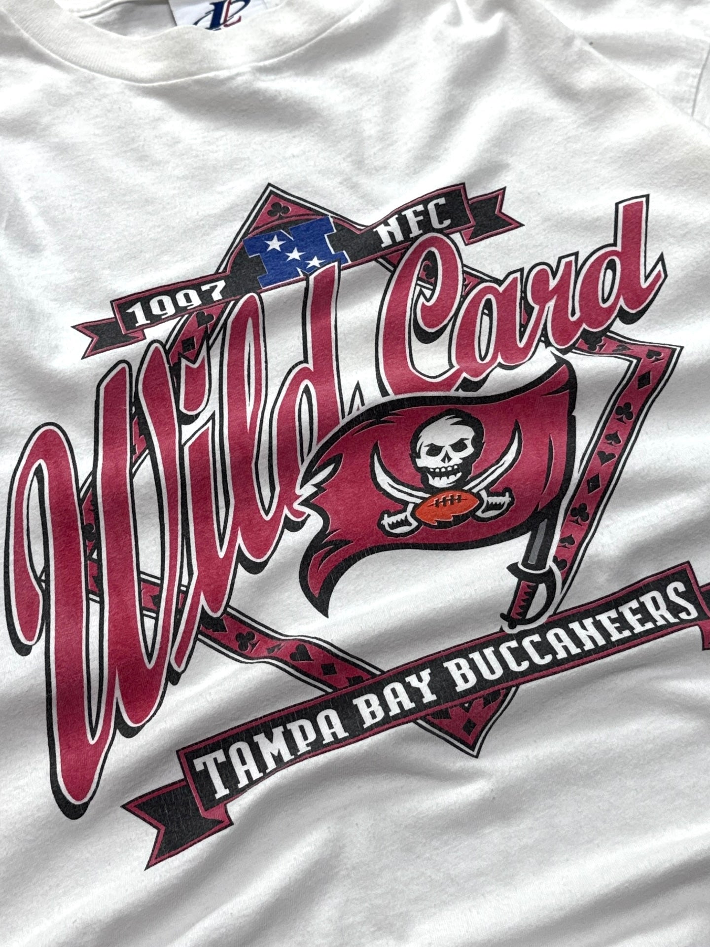 Vintage 1997 Tampa Bay Buccaneers NFL Tee (XL)