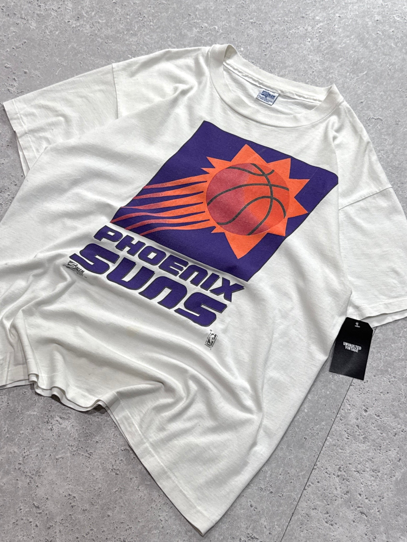 Vintage 90s Phoenix Suns NBA Tee (XL)