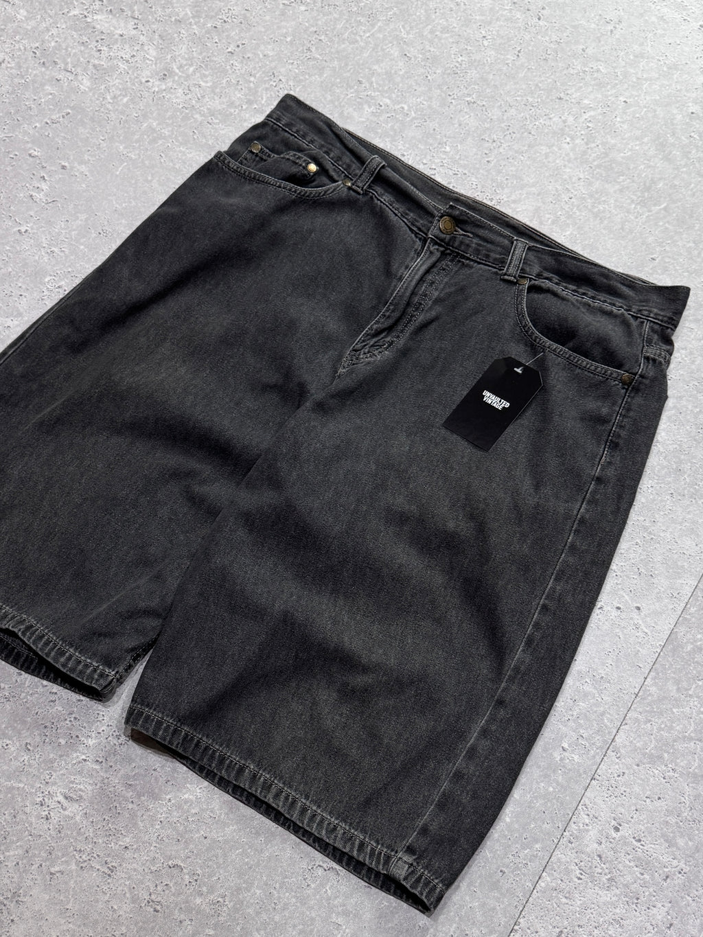 Vintage 2000s Denim Jorts (34”)