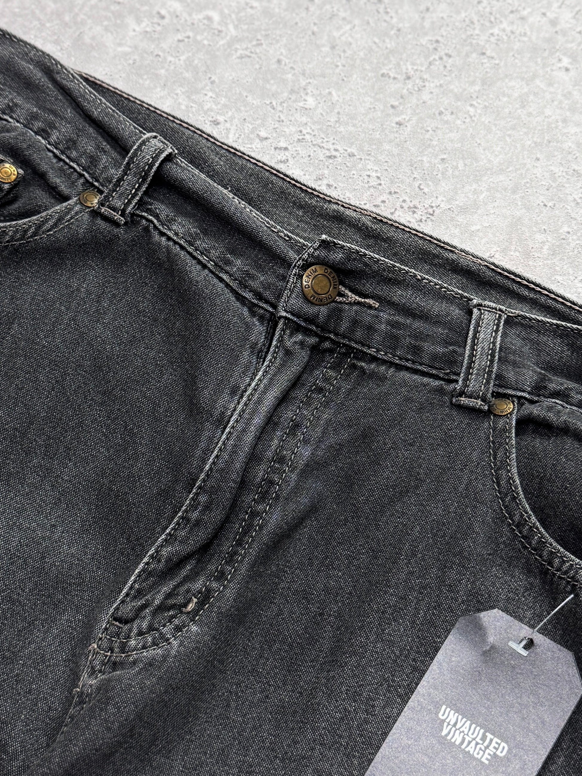 Vintage 2000s Denim Jorts (34”)