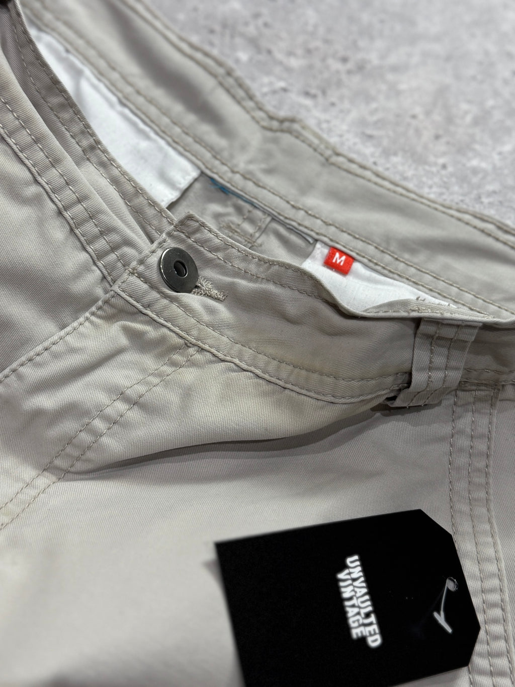 Vintage 2000s Cargo Shorts (34”)