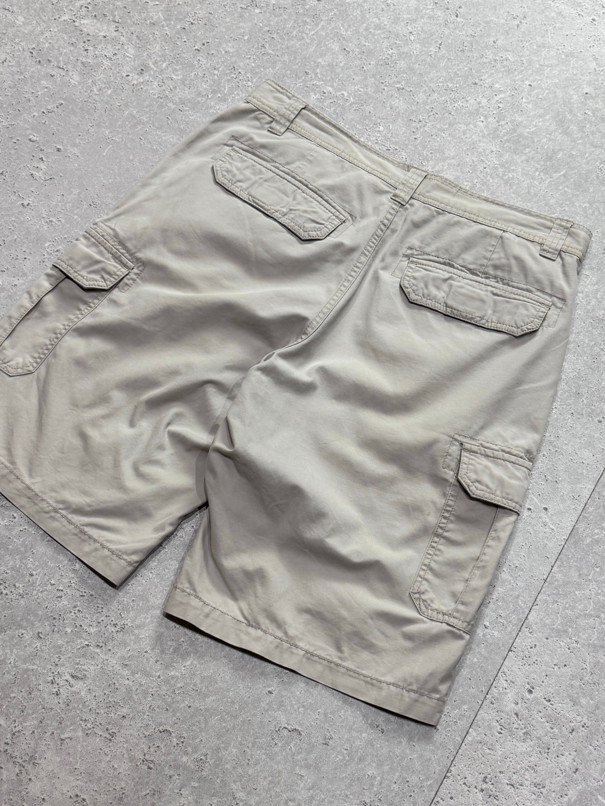 Vintage 2000s Cargo Shorts (34”)