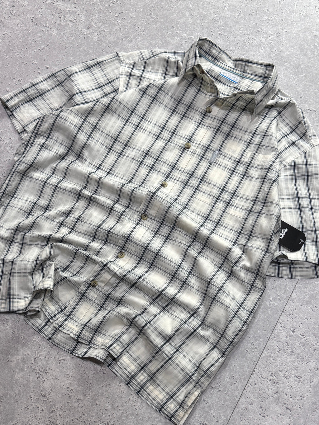 Vintage 2000s Columbia Button Up Shirt (XL)
