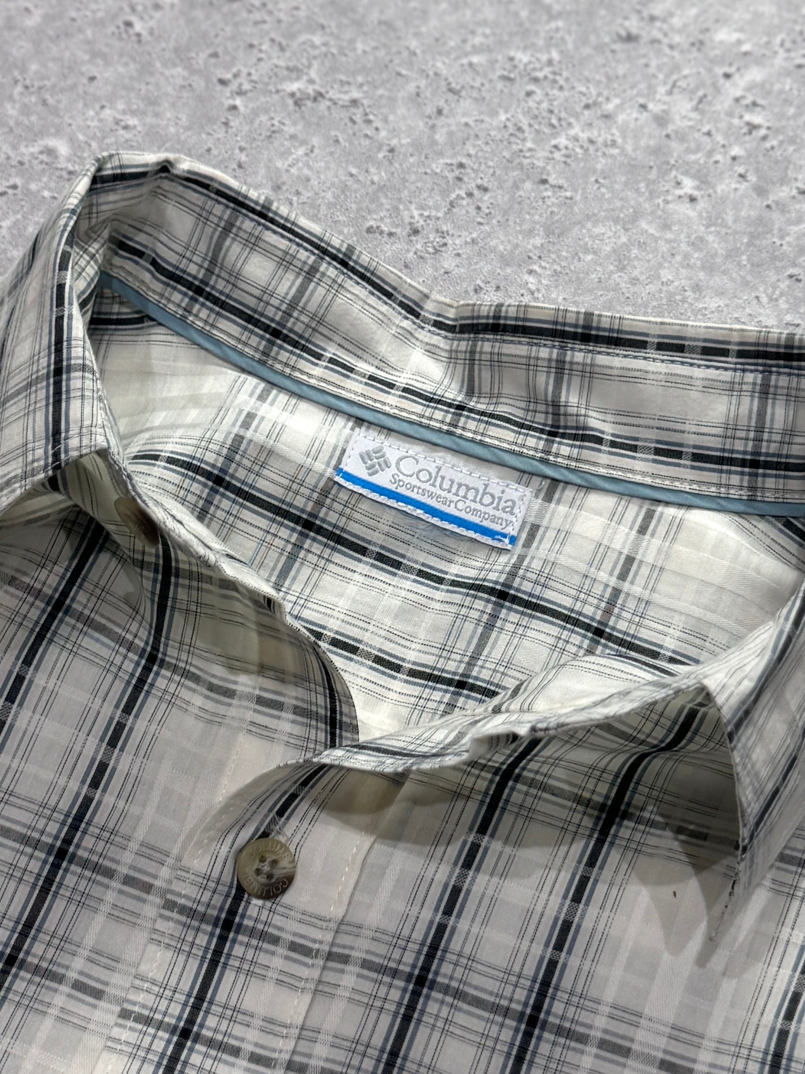 Vintage 2000s Columbia Button Up Shirt (XL)