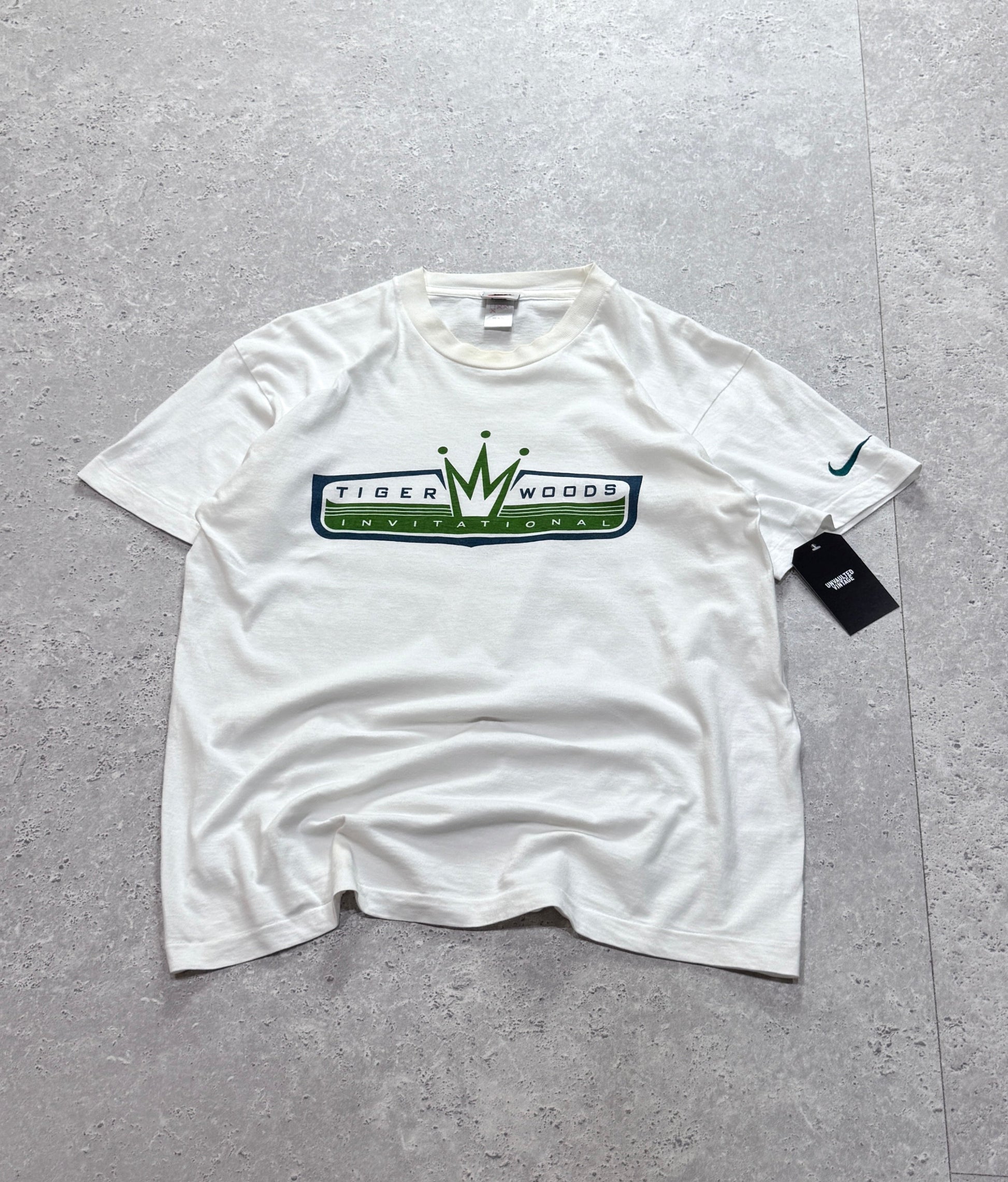 Vintage 90s Nike X Tiger Woods International Golf Tee (M)