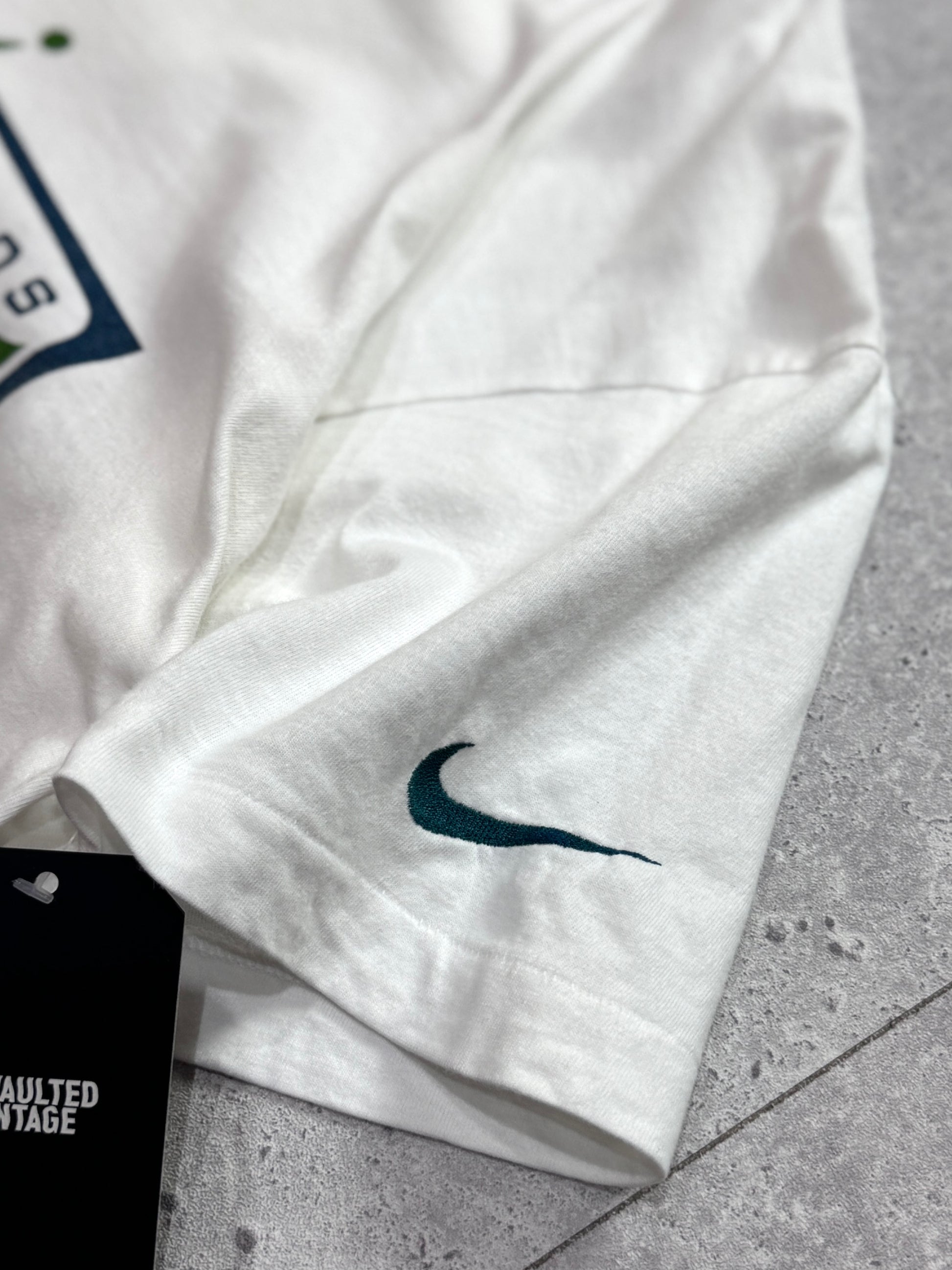 Vintage 90s Nike X Tiger Woods International Golf Tee (M)