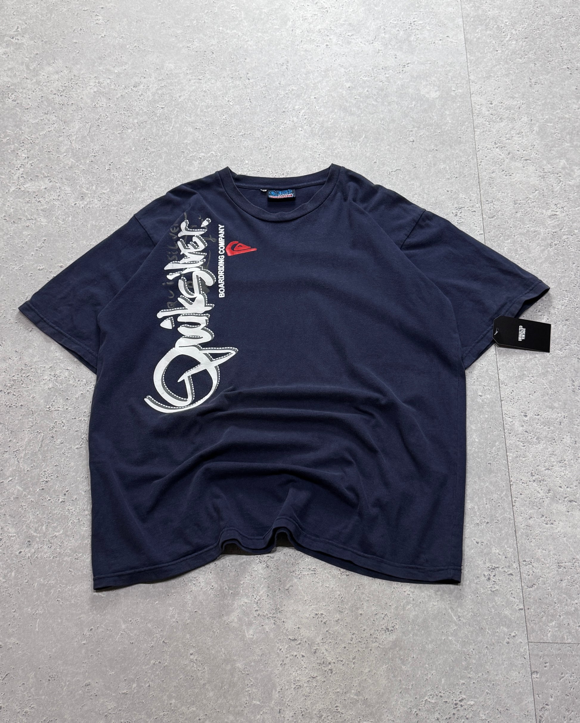 Vintage 2000s Quiksilver Surf Tee (XL)