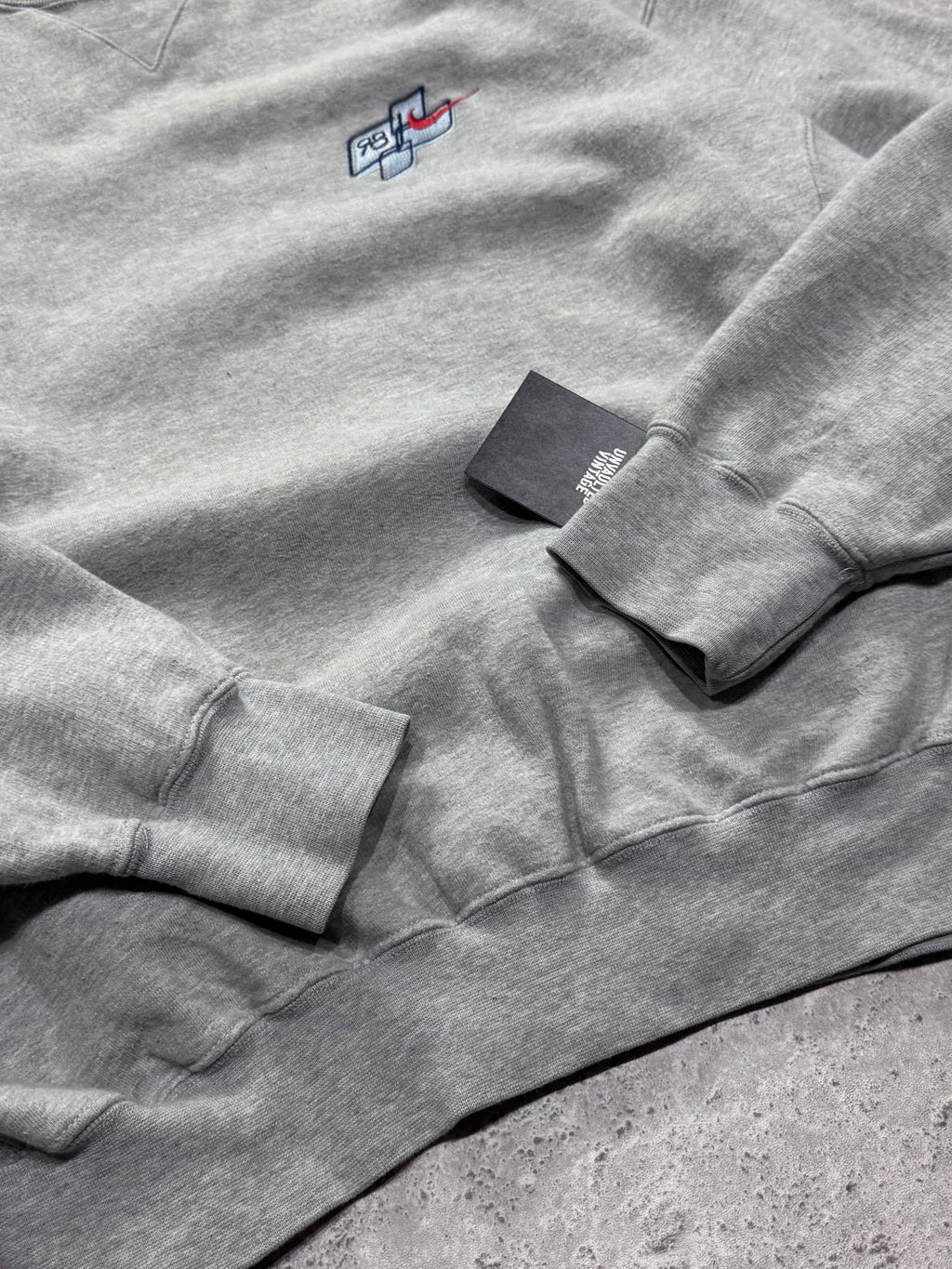 Vintage Nike 98’ Embroidered Sweater (M)