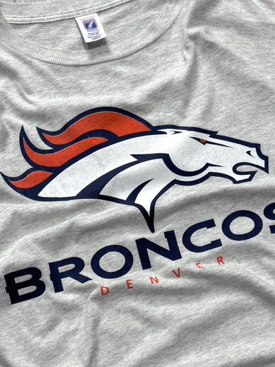 Vintage 90s Denver Broncos NFL Tee (L)