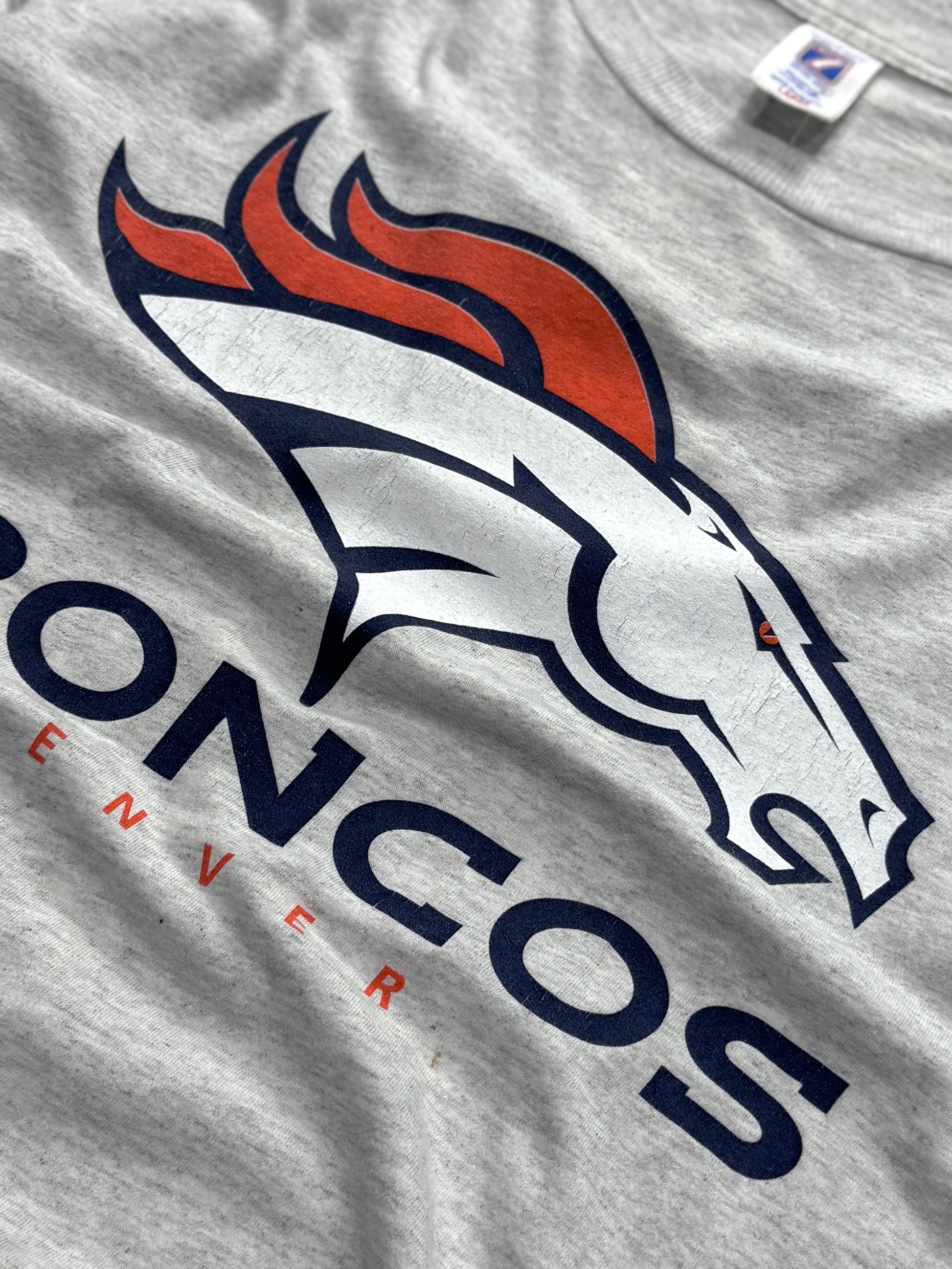 Vintage 90s Denver Broncos NFL Tee (L)