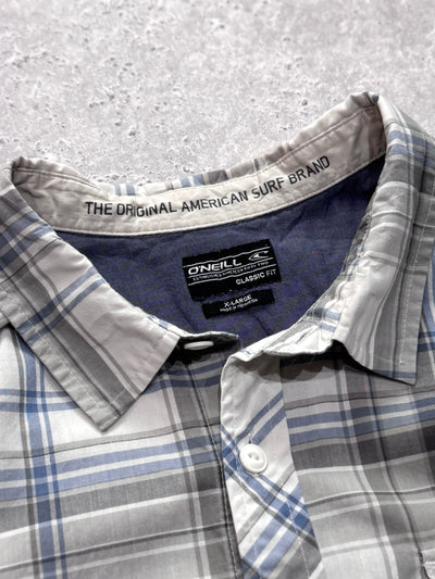 Vintage 2000s O’Neill Plaid Surfwear Button Up Shirt (L)