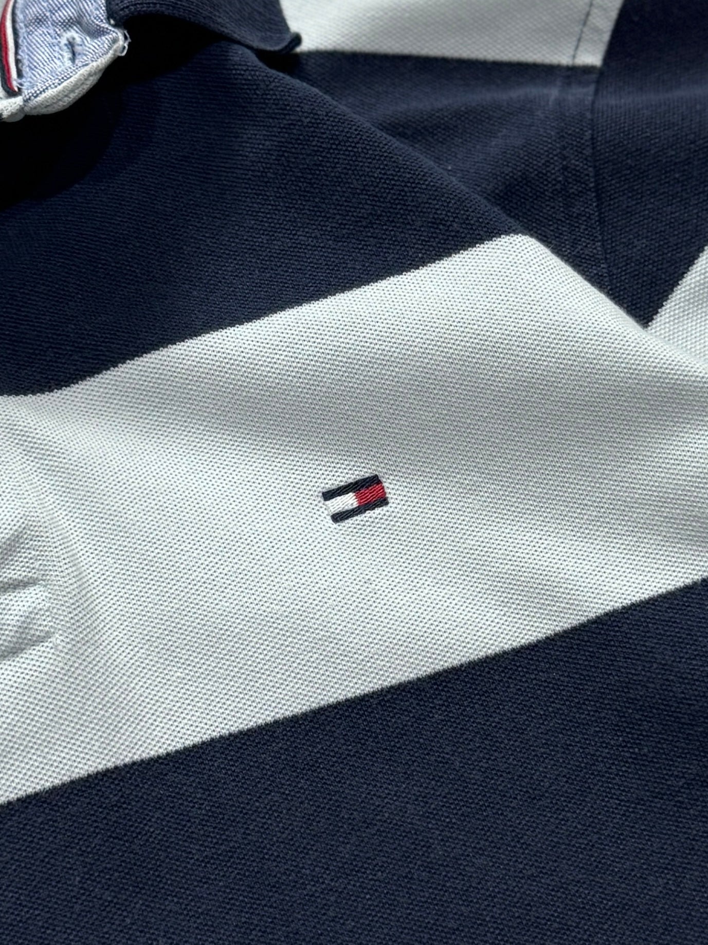 Vintage 2000s Tommy Hilfiger Polo Shirt (S)