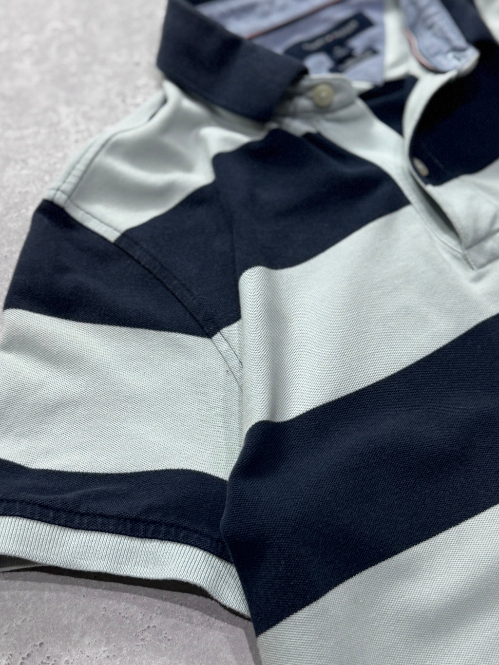 Vintage 2000s Tommy Hilfiger Polo Shirt (S)