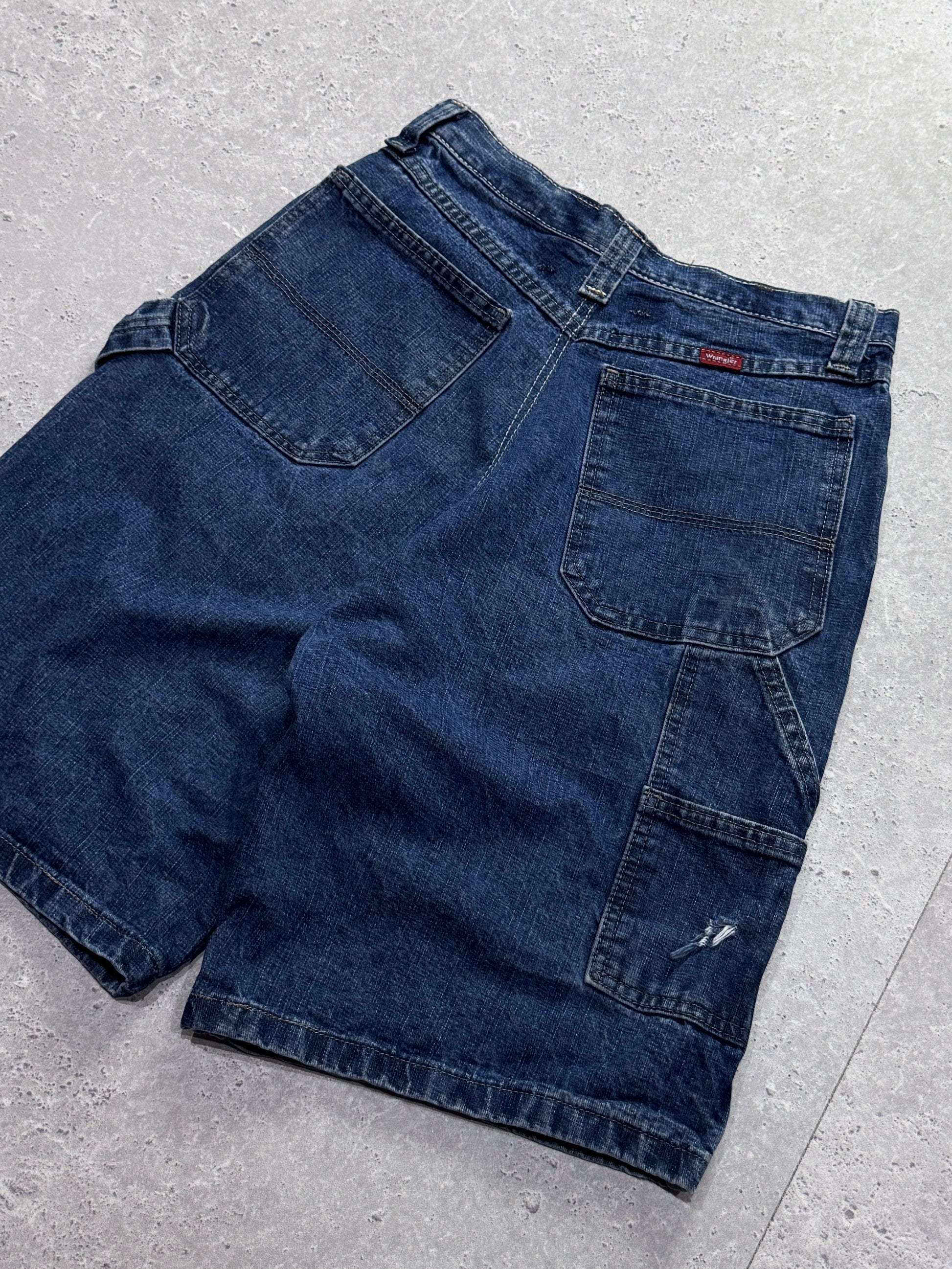 Vintage 2000s Wrangler Carpenter shorts (28”)