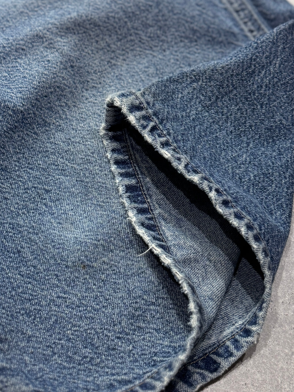 Vintage 2000s Wrangler Carpenter Jorts (36”)
