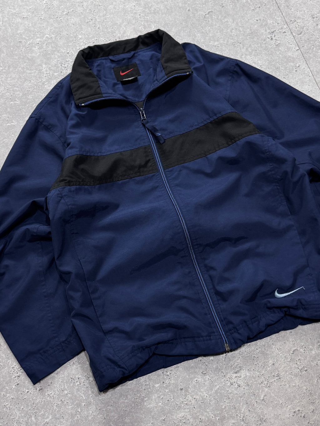 Vintage 2000s Nike Spellout Windbreaker Jacket (M)