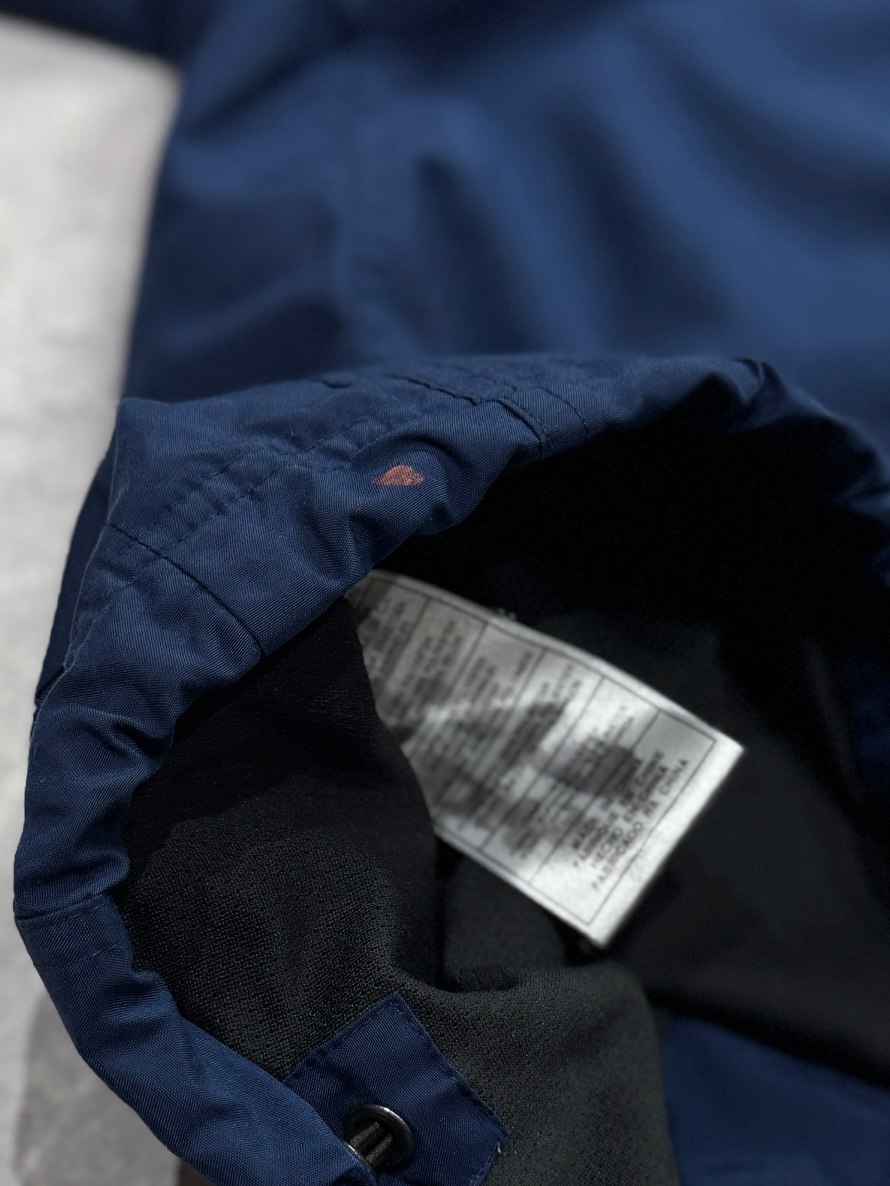 Vintage 2000s Nike Spellout Windbreaker Jacket (M)