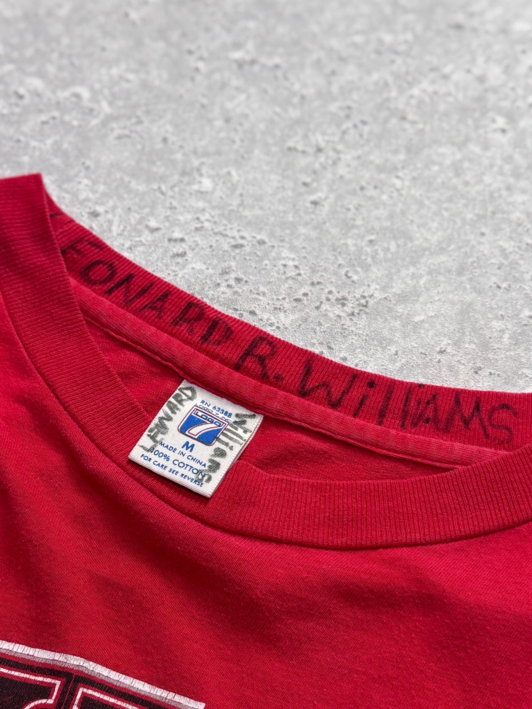 Vintage 90s Chicago Bulls NBA Tee (M)