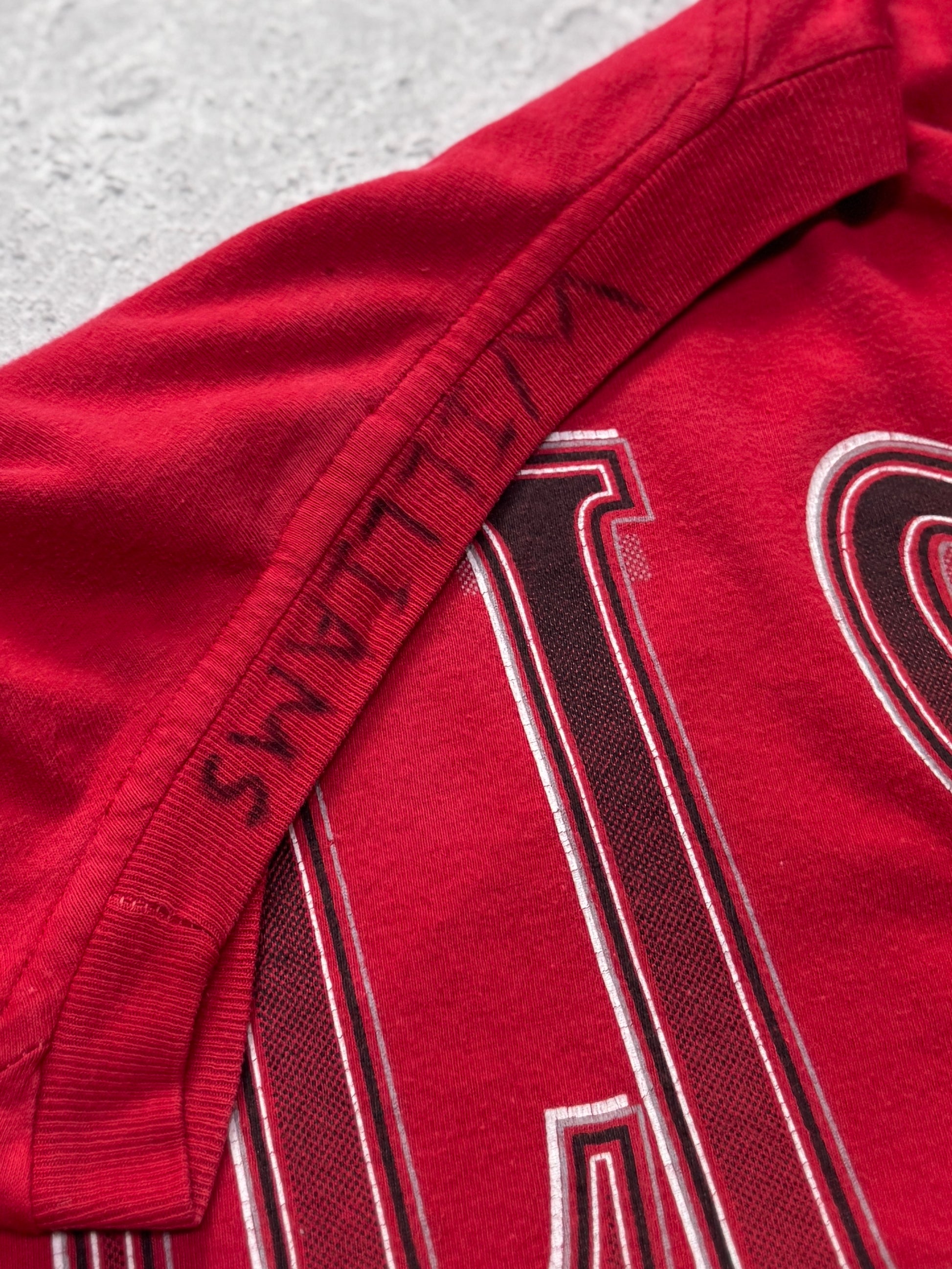 Vintage 90s Chicago Bulls NBA Tee (M)