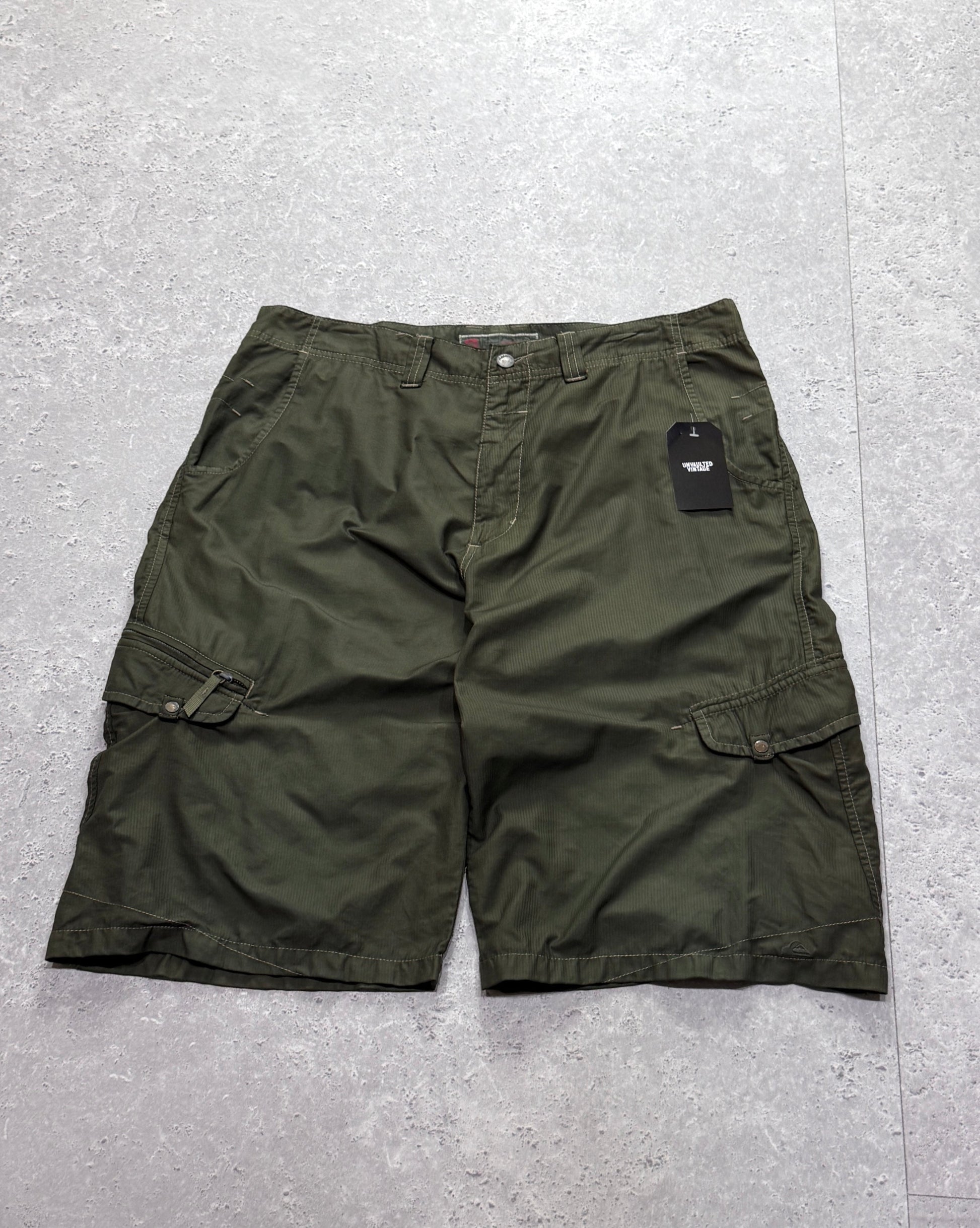 Vintage Y2K Quiksilver Cargo Shorts (36”)
