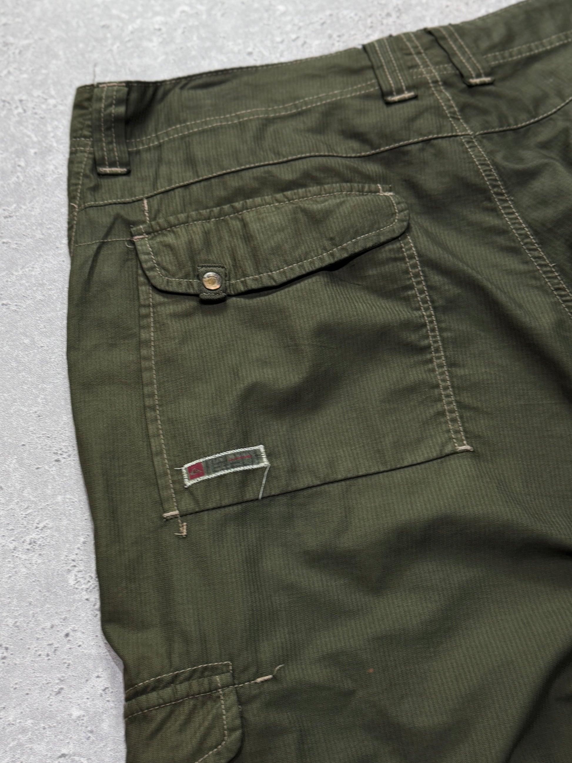 Vintage Y2K Quiksilver Cargo Shorts (36”)