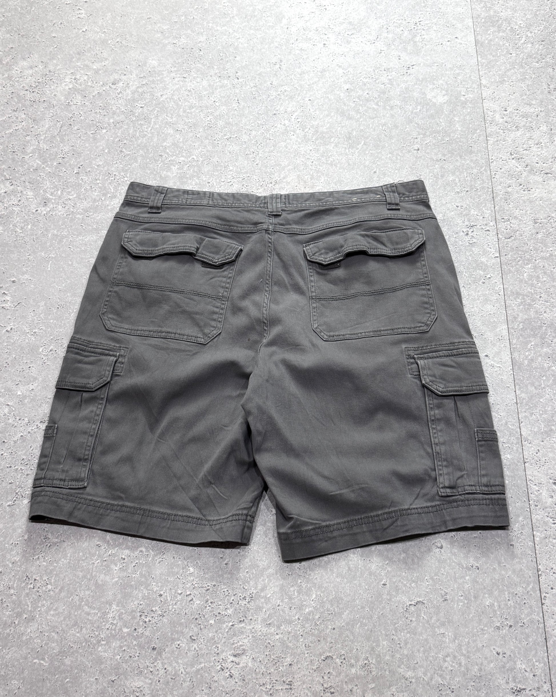 Vintage 2000s Cargo Workwear Shorts (36”)