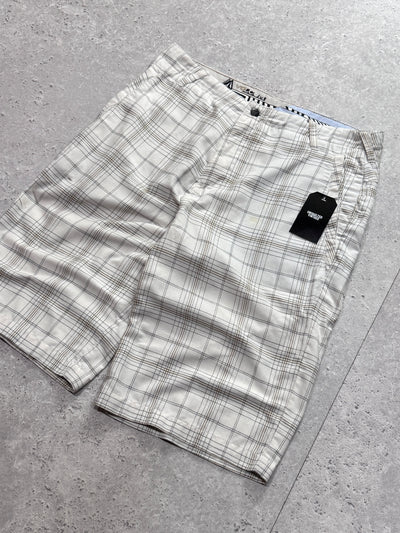 Vintage Y2K Volcom Plaid Shorts (34”)